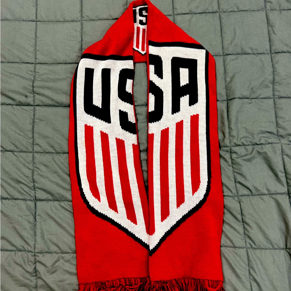 USA scarf